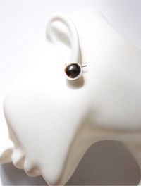 Kusu |  Ball Earrings Silver