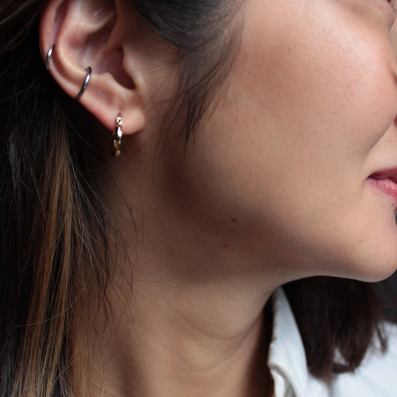Nazu |  Hoop Earrings Gold