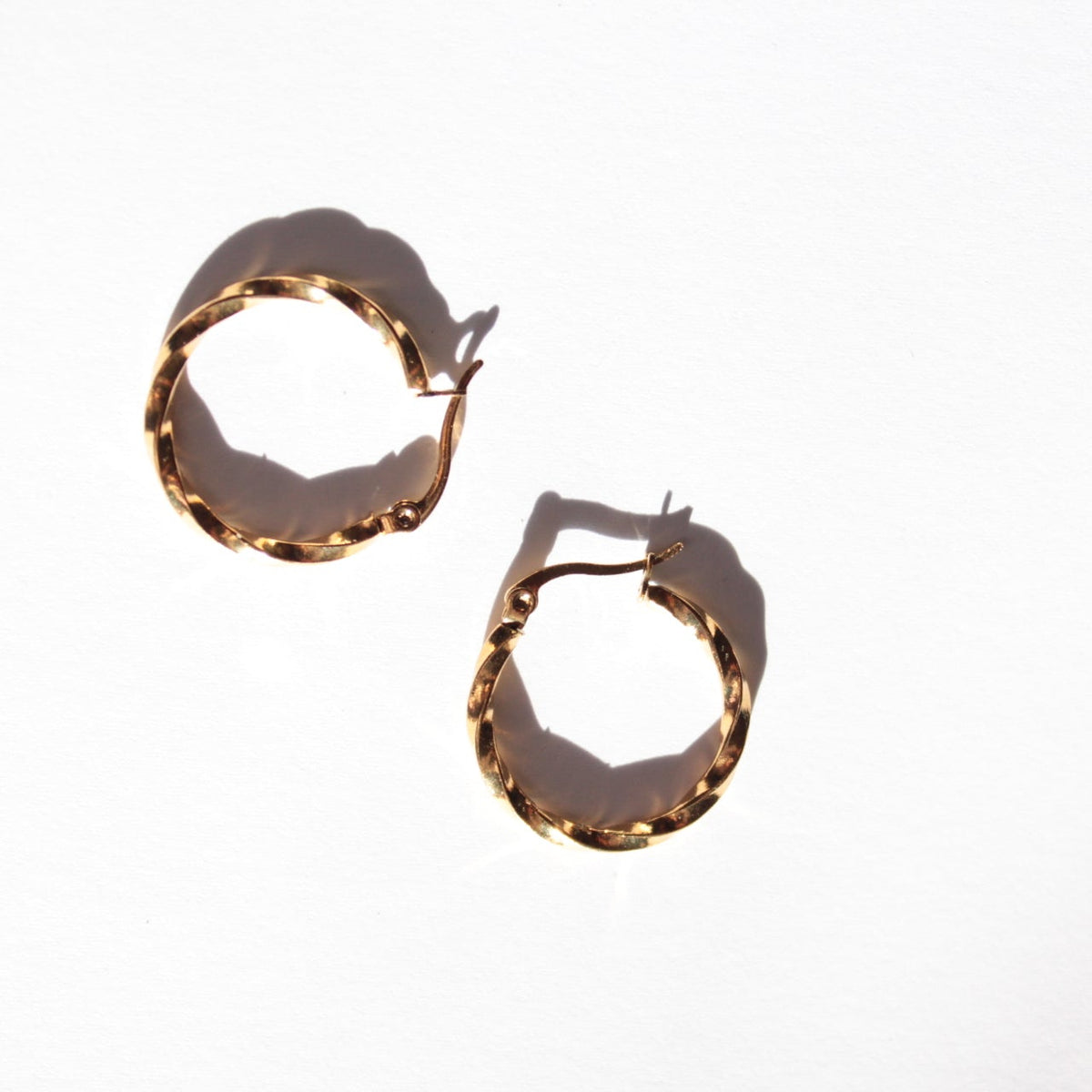 Sumi |  Hoop Earrings Gold