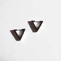 Kaku |  Triangle Hoop Earrings Silver
