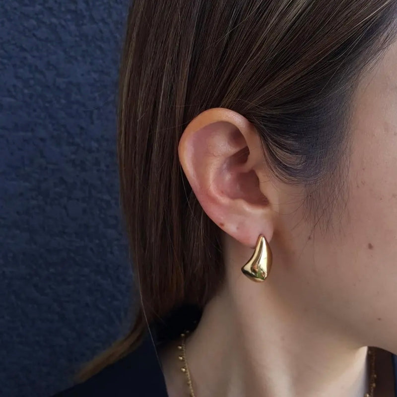 24k gold plate bold statement earrings made for mums and sensitive ears 