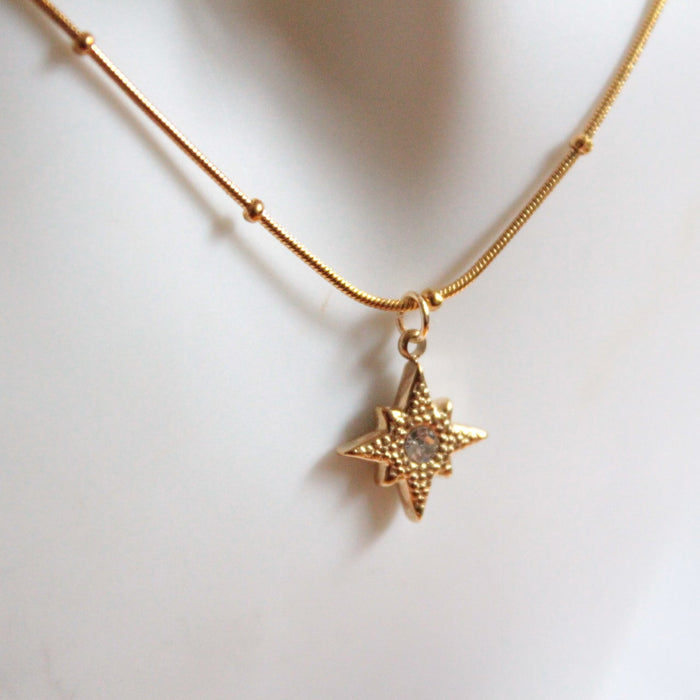 Hikari  |  Star Charm Necklace Gold