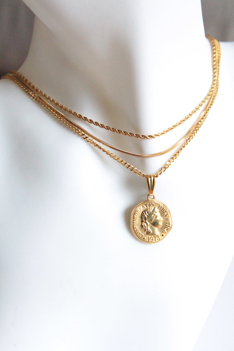 Taki |  Double Chain Necklace Gold