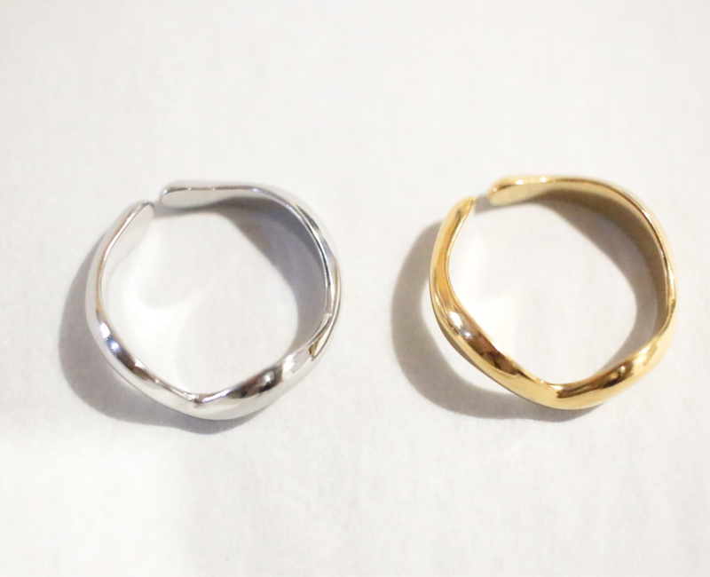 Wave Ring Gold - 24K Gold plated, Hypoallergenic