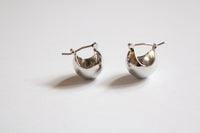 Kusu |  Ball Earrings Silver