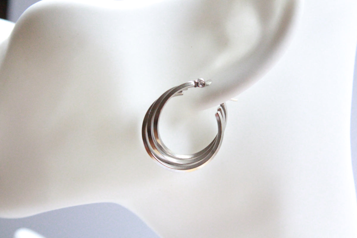 Toki  |  Hoop Earrings Silver