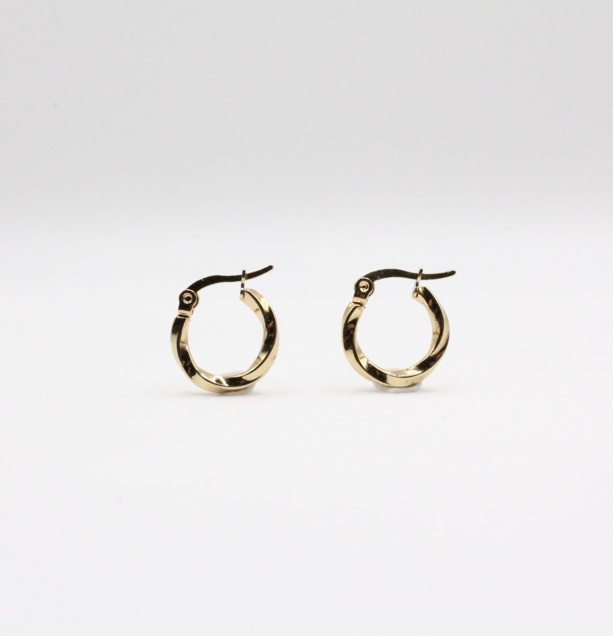 Nazu |  Hoop Earrings Gold