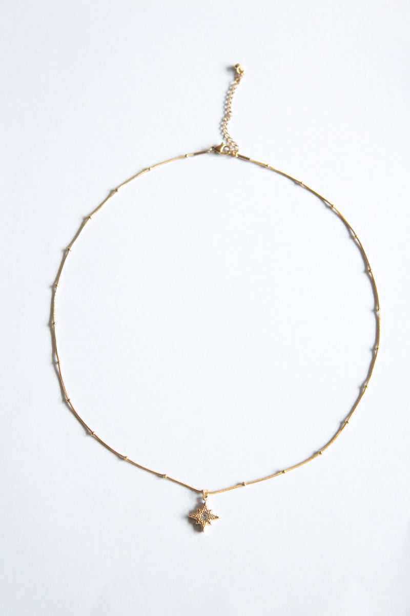 Hikari  |  Star Charm Necklace Gold