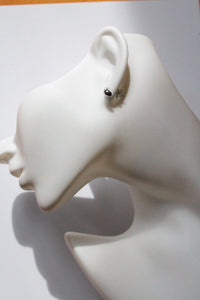 Aoi |  Tear Drops Earrings Silver