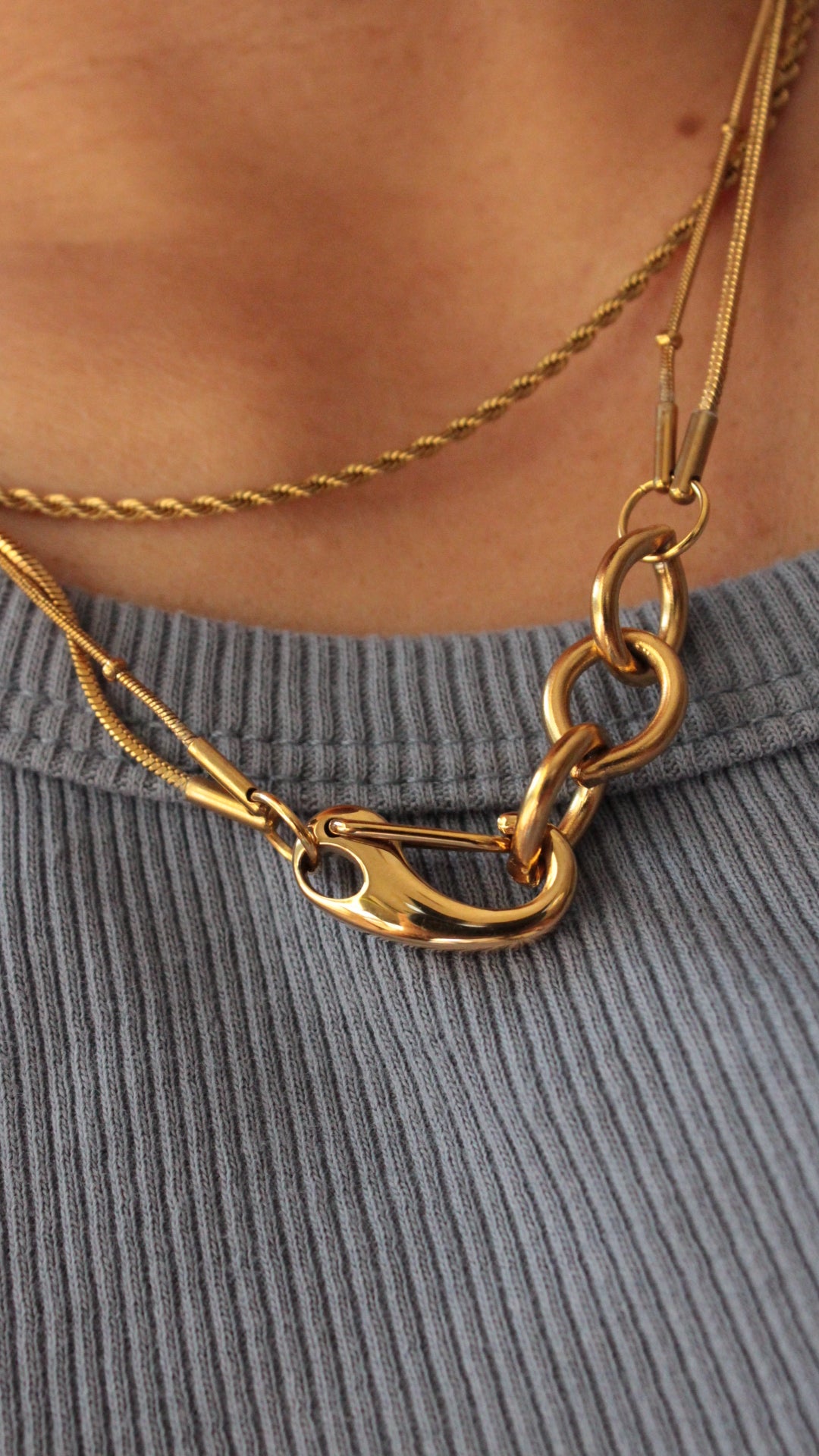 Rika |  Double Chain Necklace Gold
