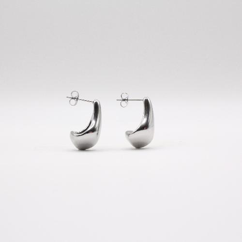 Nana  |  Drop Earrings Silver