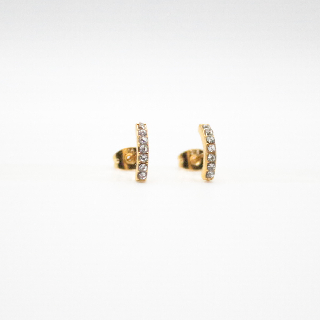 Kira  |  Stud Earrings Gold