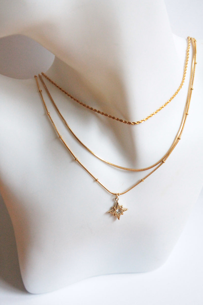 Hikari  |  Star Charm Necklace Gold