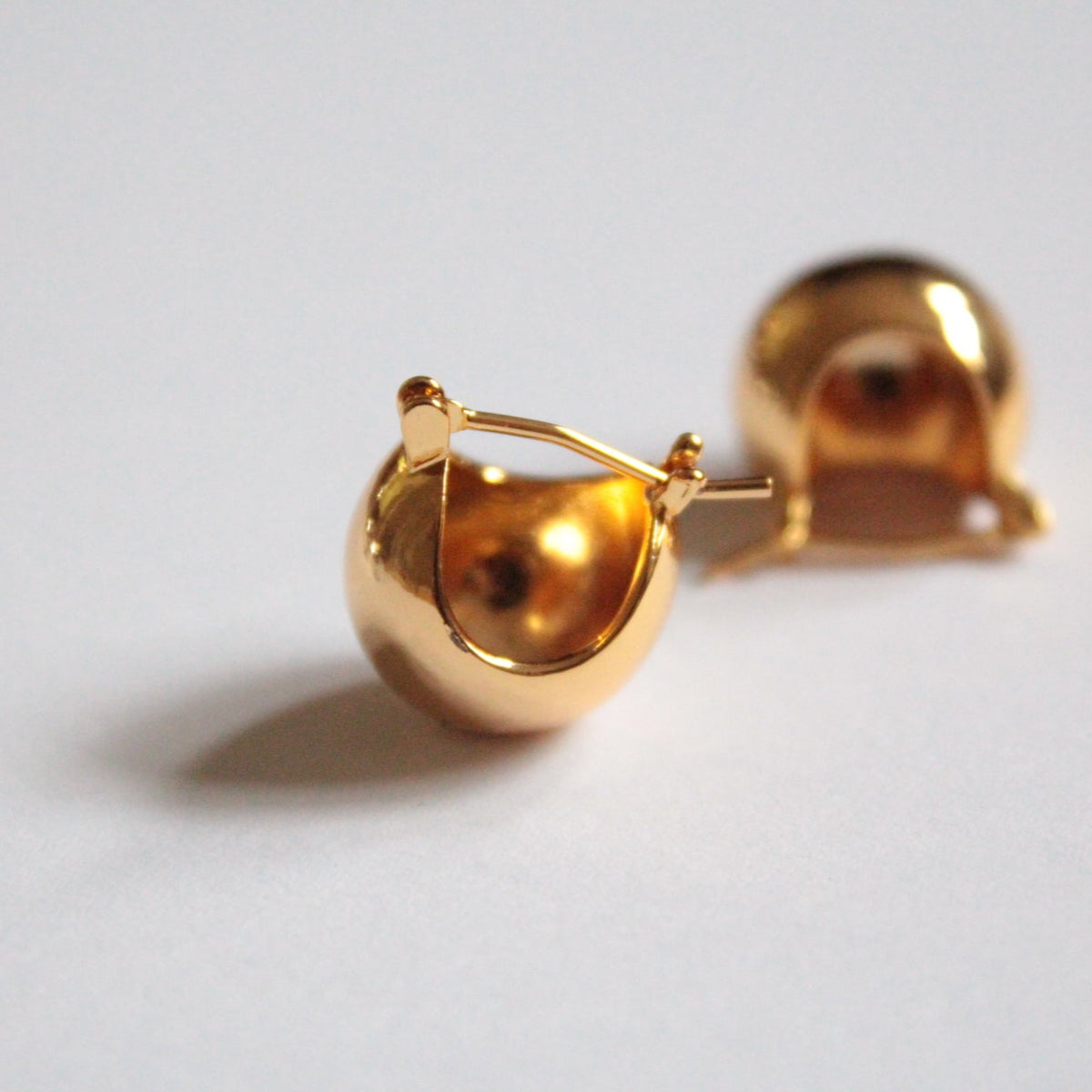 Kusu |  Ball Earrings Gold