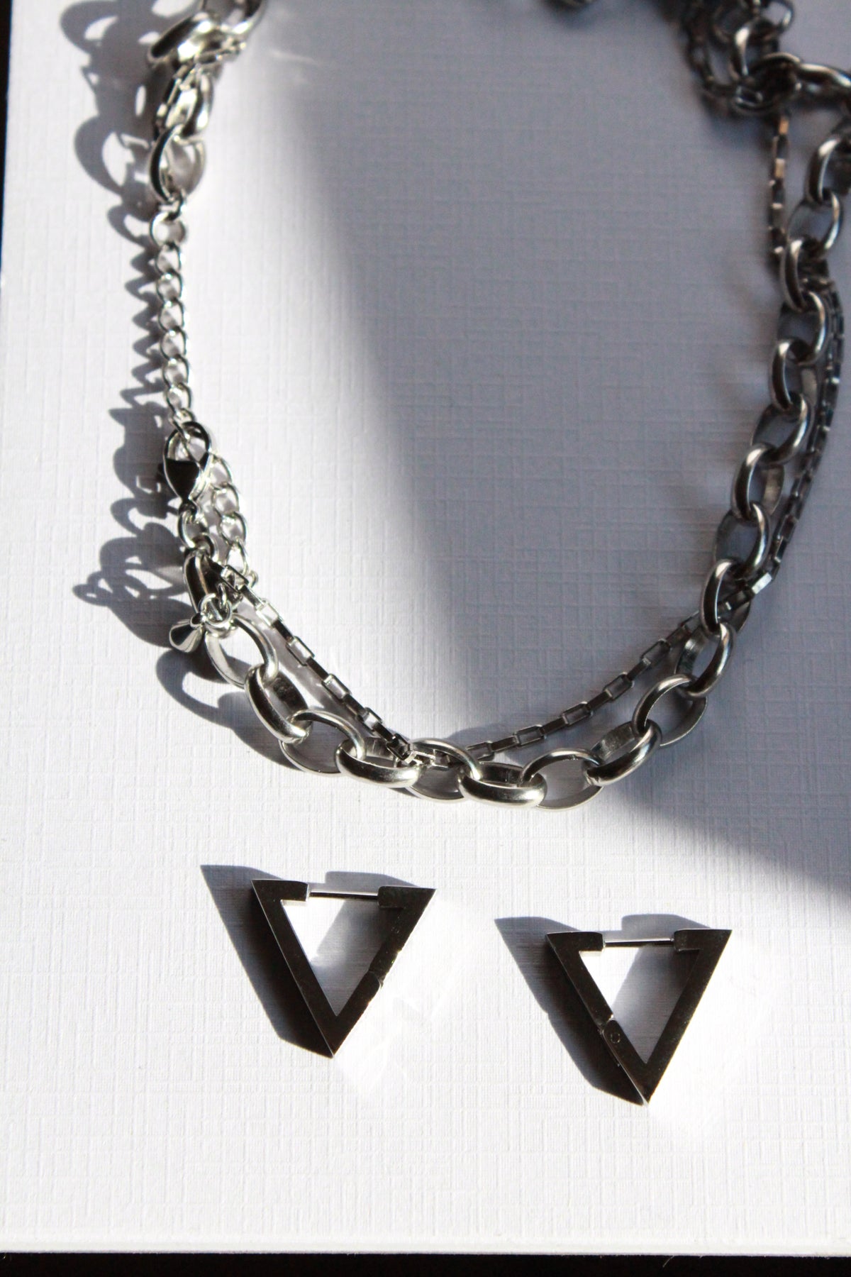 Kaku |  Triangle Hoop Earrings Silver