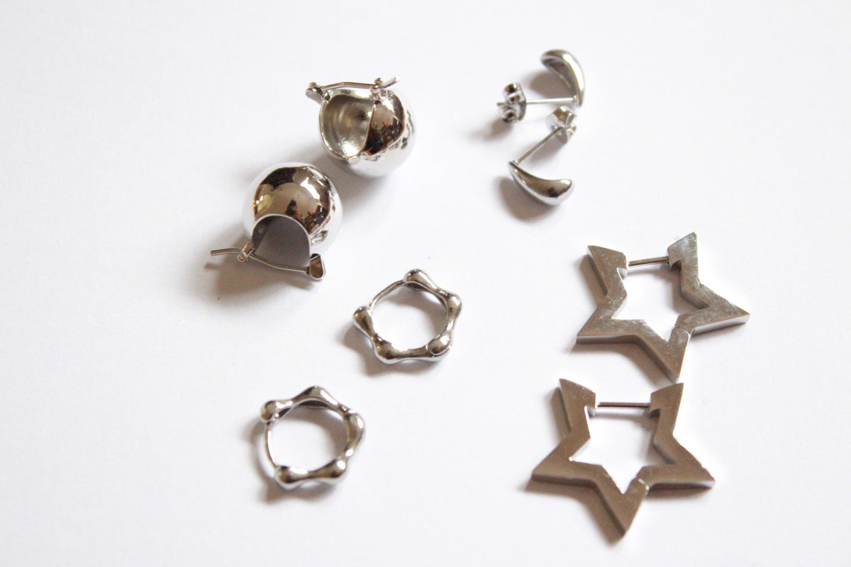 Kusu |  Ball Earrings Silver