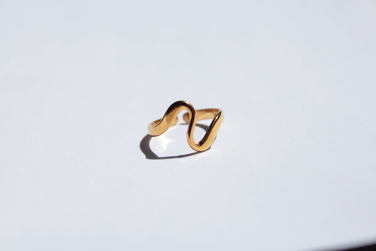 Kai  |  Wave Ring Gold