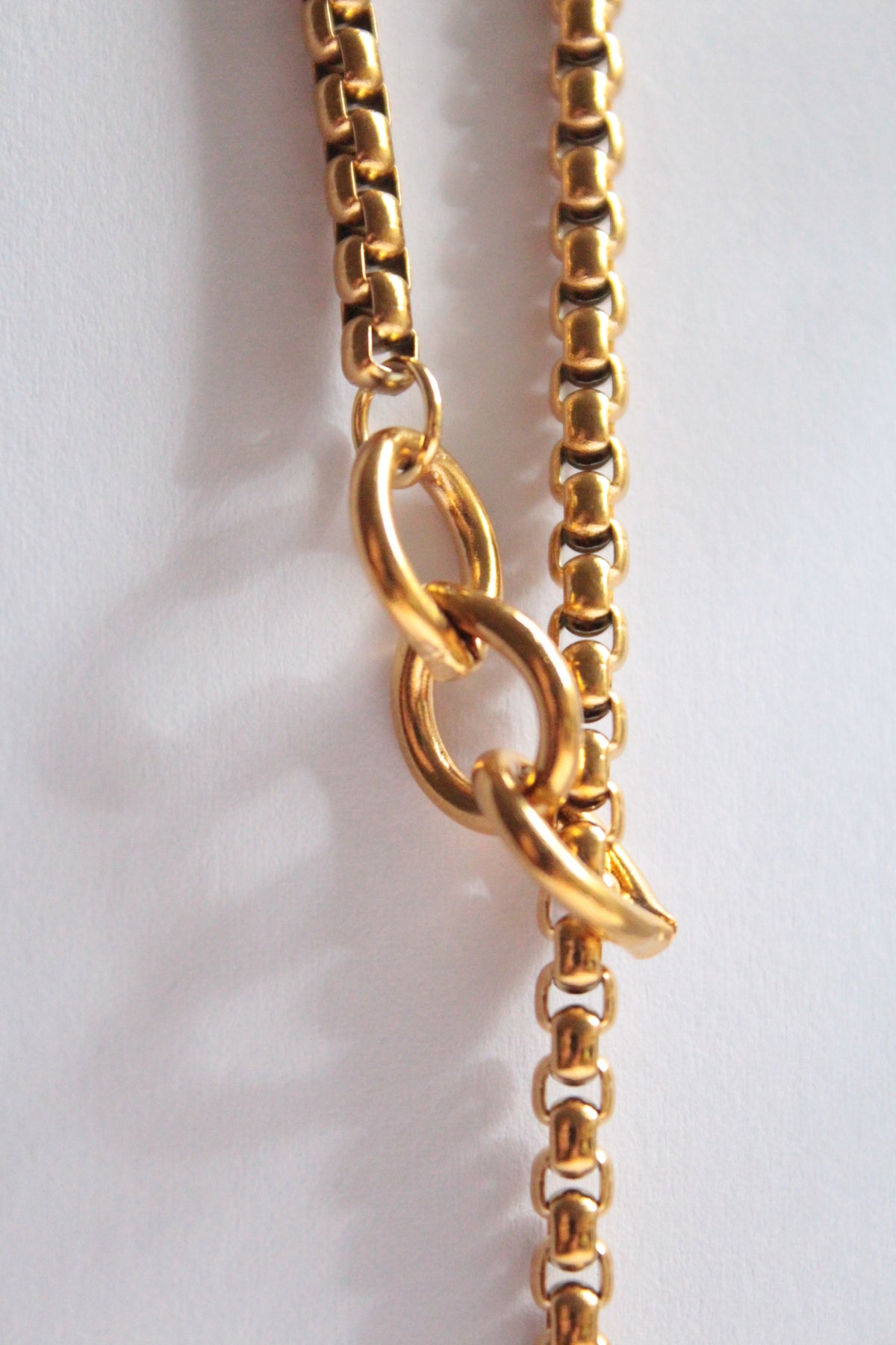 Mika  | Chain Fob Necklace Gold