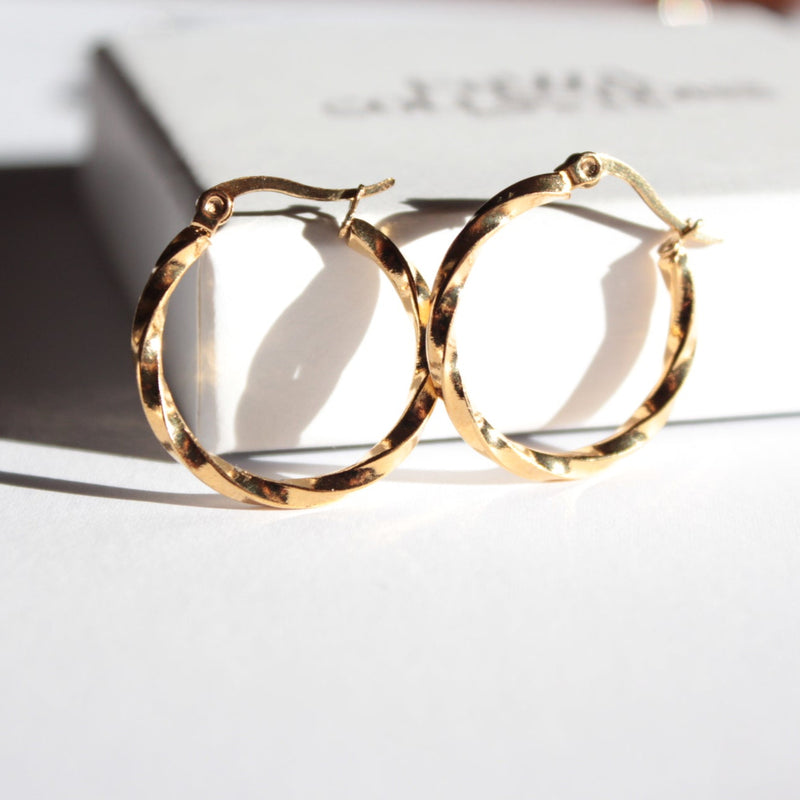 Sumi |  Hoop Earrings Gold