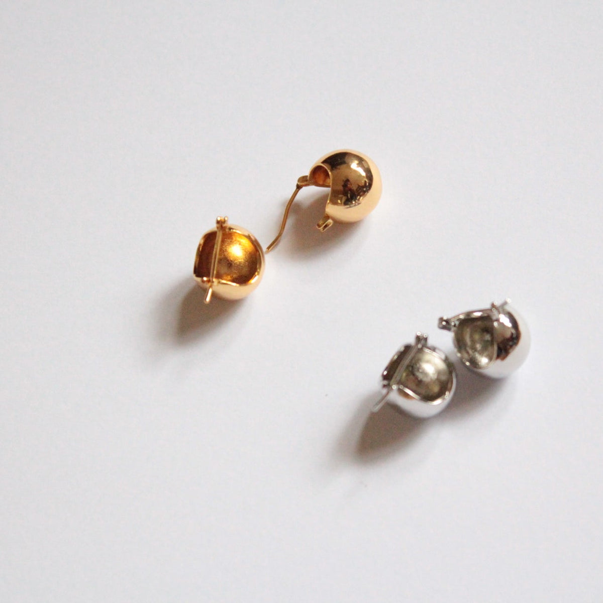 Kusu |  Ball Earrings Gold