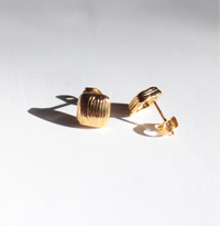 Kako  |  Stud Earrings Gold