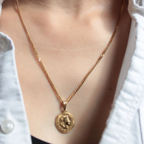 Mum Model wears gold coin chain necklace made for sensitive skin 