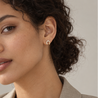 stud horseshoe earrings gold 