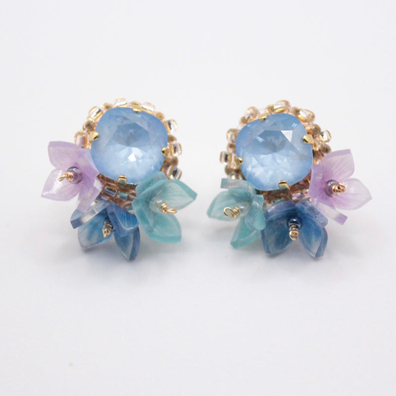 BOUQUET Earrings (Blue Sky) Hypoallergenic