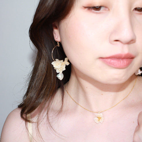 Japanese handmade hoop earrings with freshwater pearl 