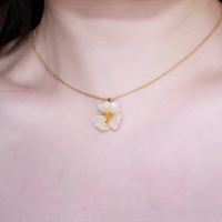 Gold-filled Japanese handmade white flowers necklace for sensitive skin