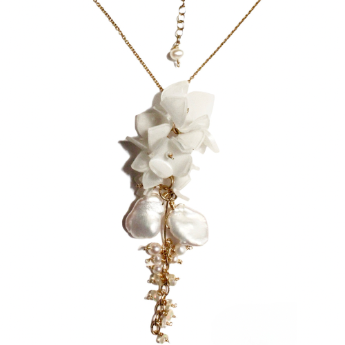 White flower gold necklace freshwater pearl for bridal handmade piece (made in japan) 