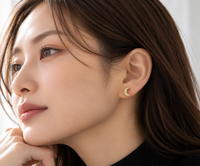 Gekka  | Crescent Moon Stud Earrings Gold
