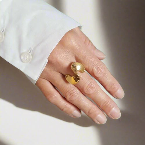 frill ring 24k gold plated bold style - waterproof for sensitive skins - stock take sale jewellery (melbourne, australia)