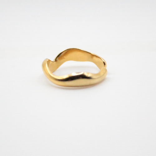 uta wave dainty 24k gold plated ring Japanese Minimalist design for daily wear and sensitive skin. waterproof